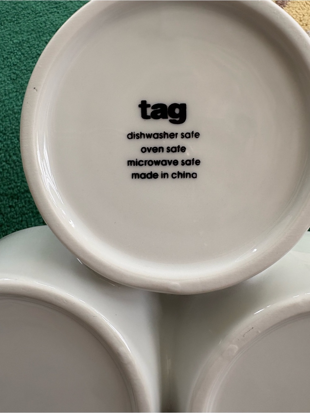 Tag White Ceramic Triple Snack Server with Center Loop Handle - Picture 3 of 3